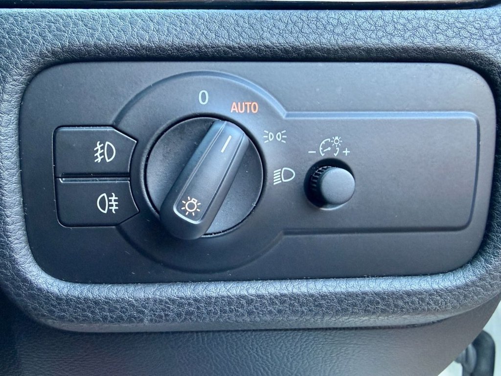 Used Volkswagen Touareg 2015 for sale - 77263323: Photo 22