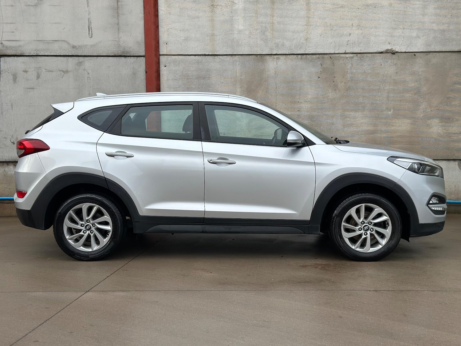 Used Hyundai TUCSON 2017 for sale - 76886242: Photo 9