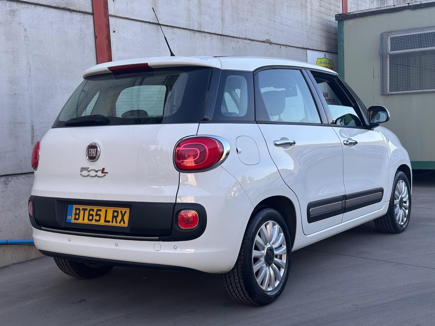 Used Fiat 500L 2015 for sale - 76886468: Photo 12