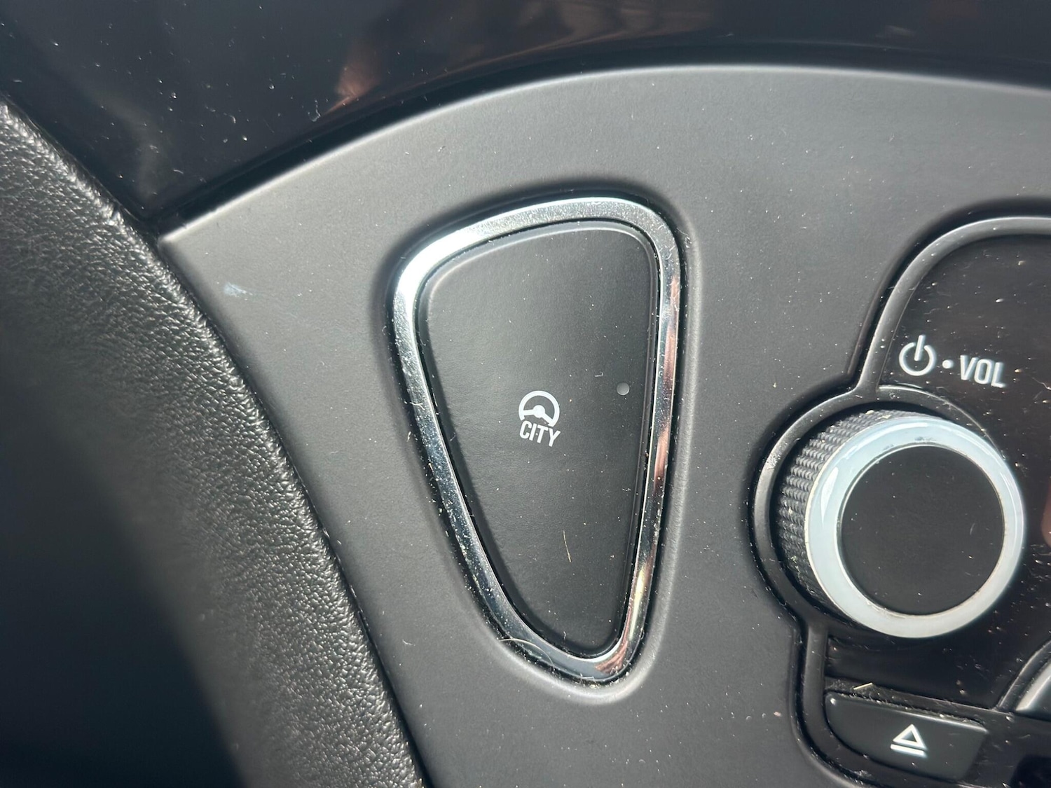 Used Vauxhall Corsa 2016 for sale - 78100918: Photo 18