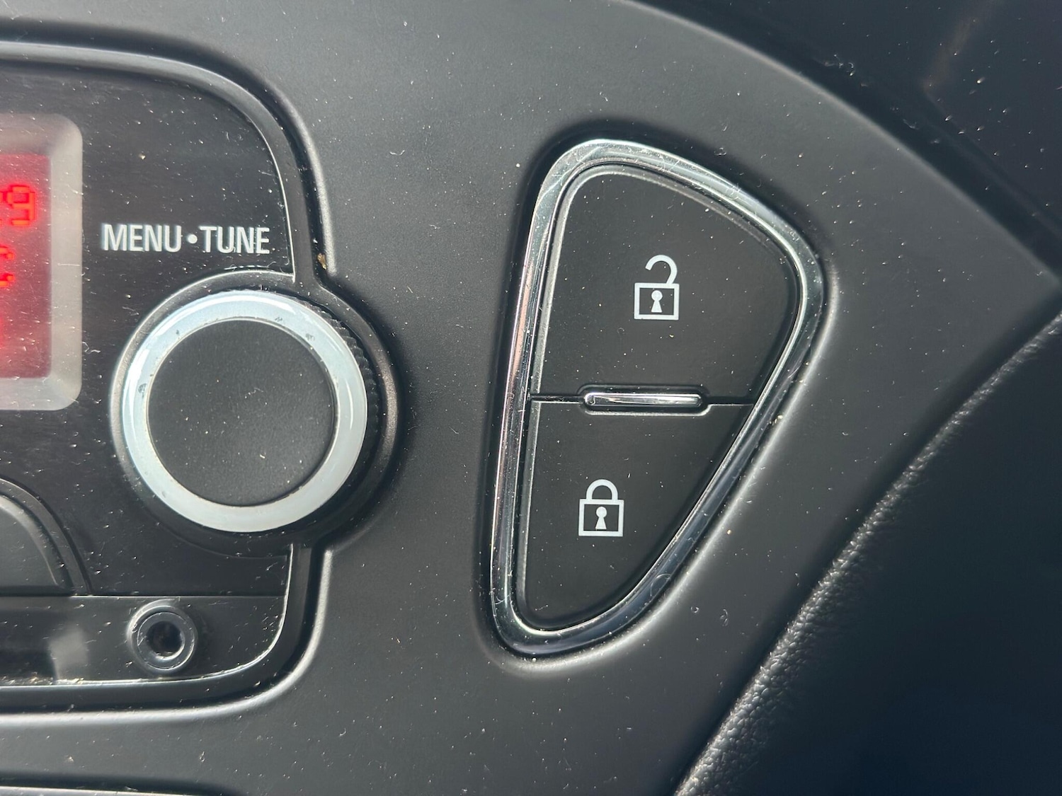 Used Vauxhall Corsa 2016 for sale - 78100918: Photo 21