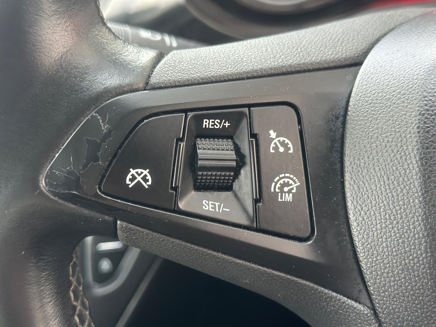 Used Vauxhall Corsa 2016 for sale - 78100918: Photo 23