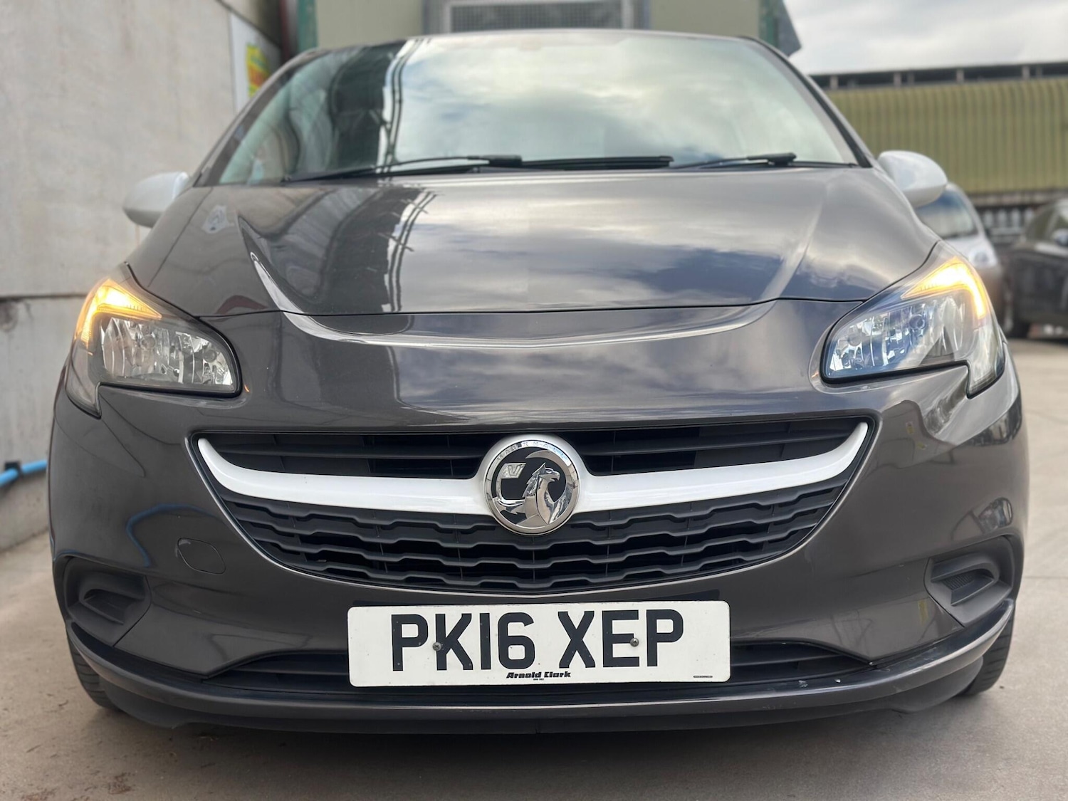 Used Vauxhall Corsa 2016 for sale - 78100918: Photo 3