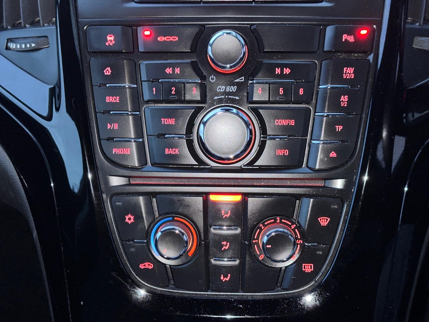 Used Vauxhall Astra GTC 2018 for sale - 76498771: Photo 24