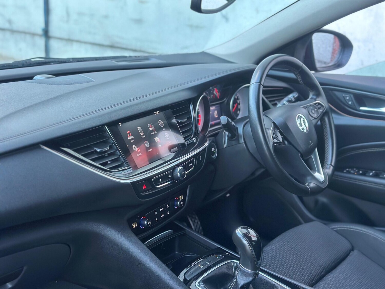 Used Vauxhall Insignia 2017 for sale - 77574347: Photo 11