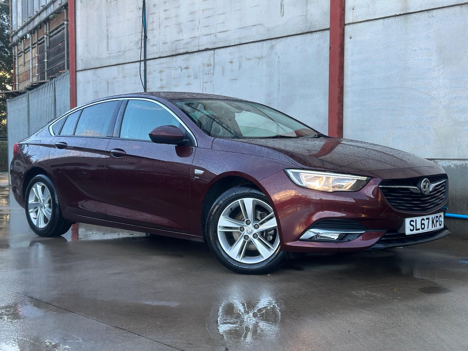 Used Vauxhall Insignia 2017 for sale - 77574347: Photo 2
