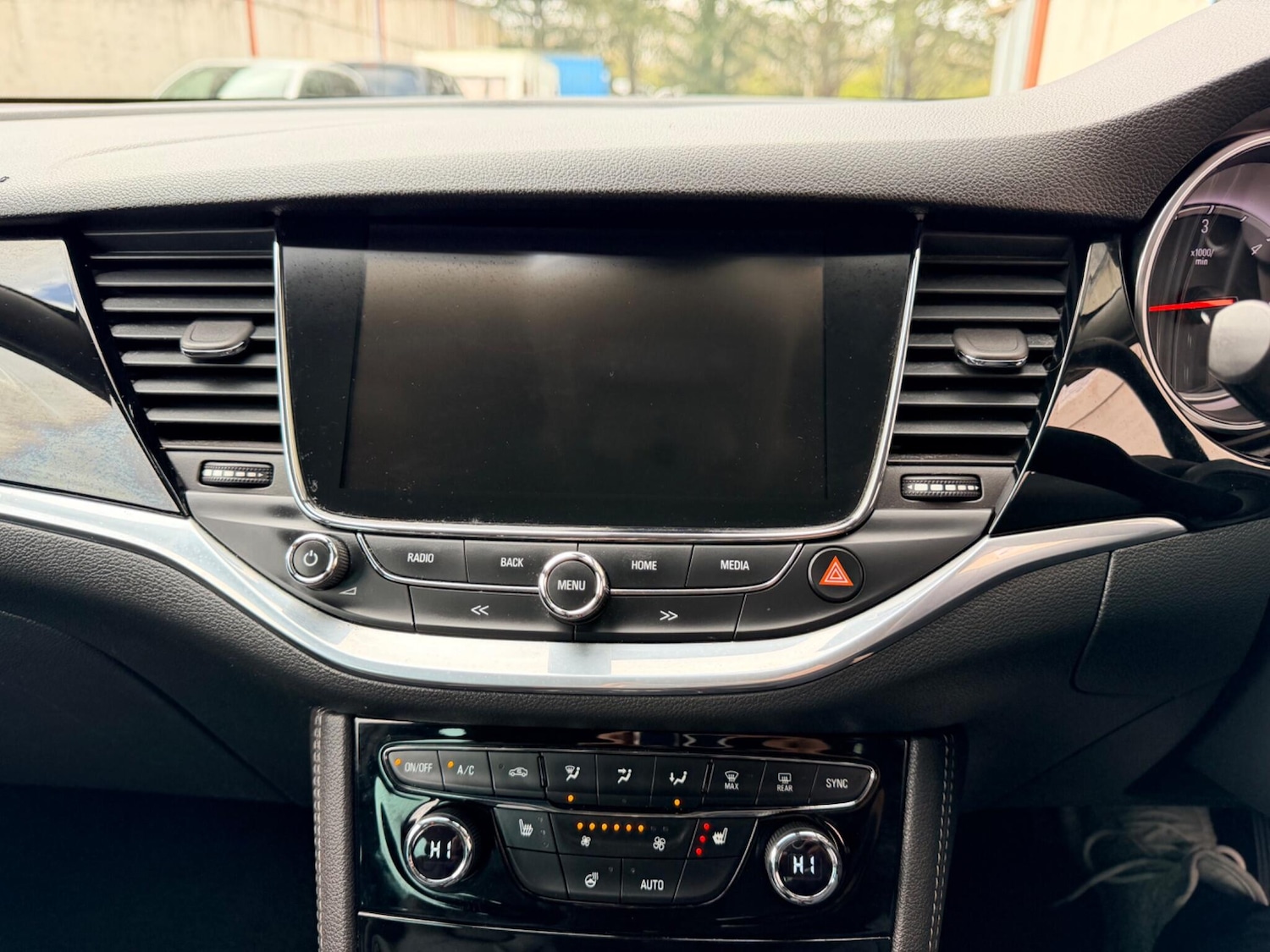 Used Vauxhall Astra 2017 for sale - 78100626: Photo 26