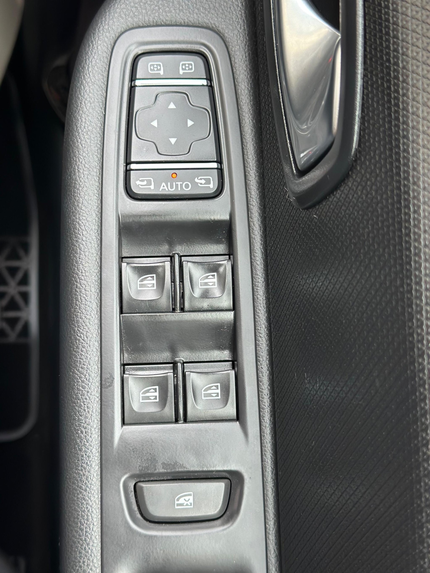 Used Renault Clio for sale - 77753544: Photo 19