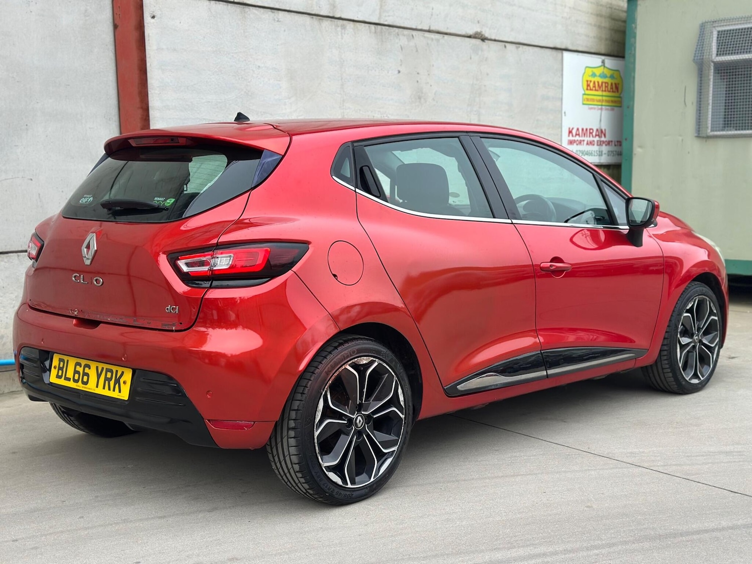 Used Renault Clio for sale - 77753544: Photo 25