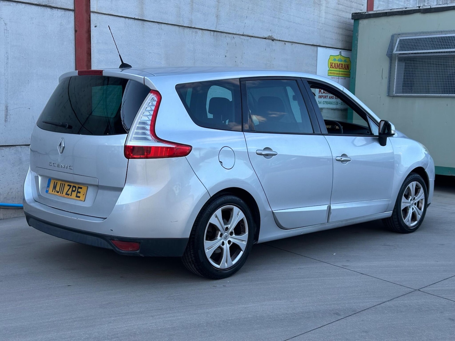 Vehicle 5