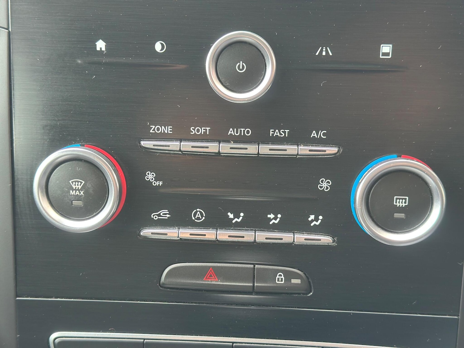 Used Renault Megane 2016 for sale - 77839840: Photo 22