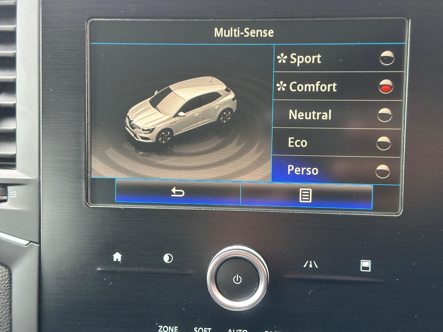 Used Renault Megane 2016 for sale - 77839840: Photo 23