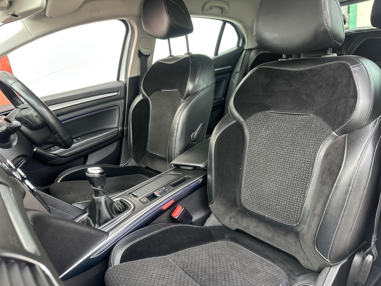 Used Renault Megane 2016 for sale - 77839840: Photo 27