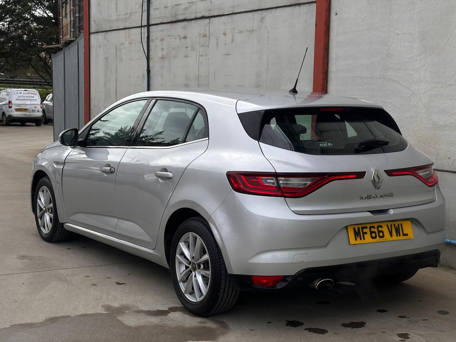 Used Renault Megane 2016 for sale - 77839840: Photo 4