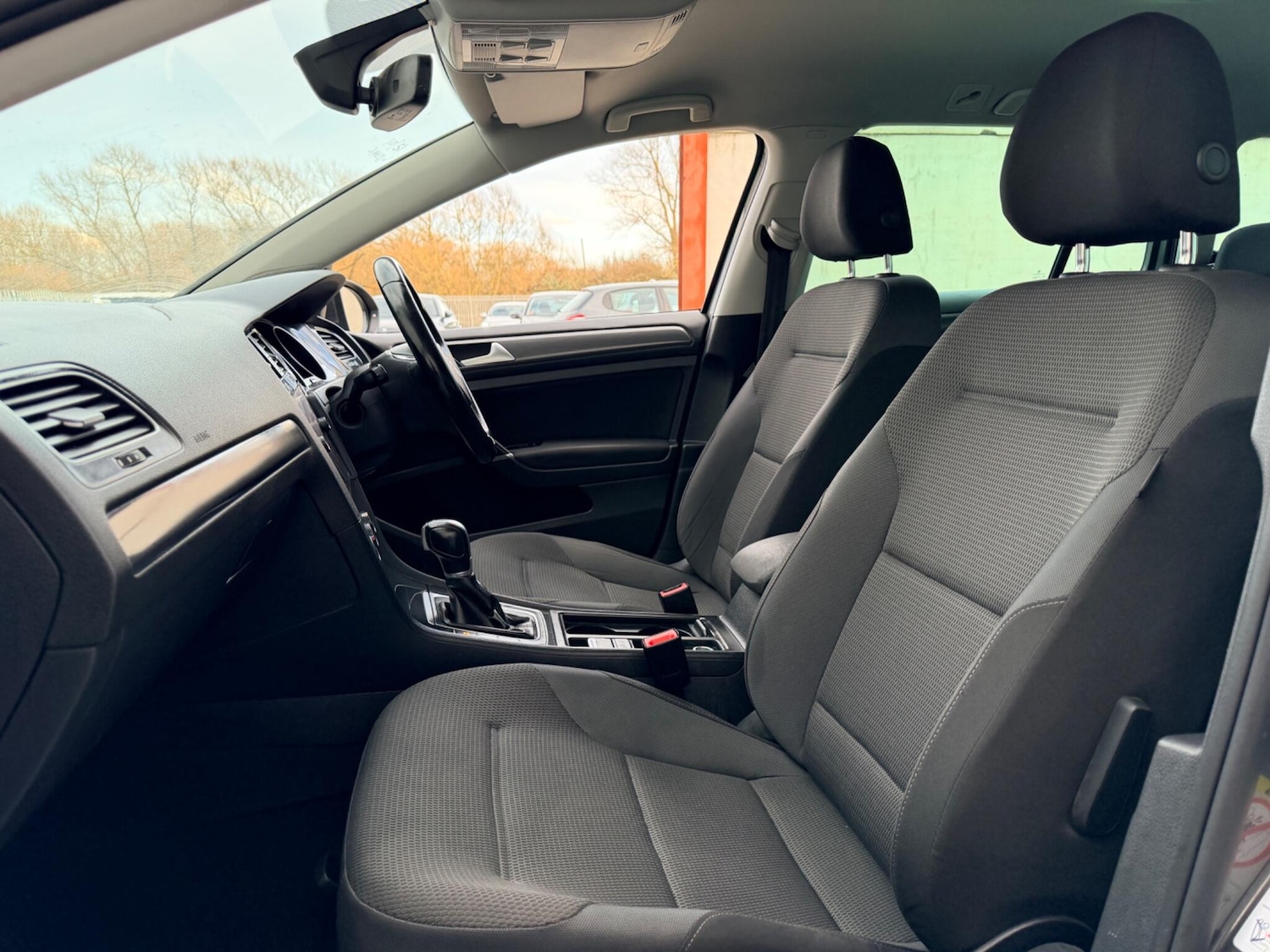 Used Volkswagen Golf 2018 for sale - 77305723: Photo 14