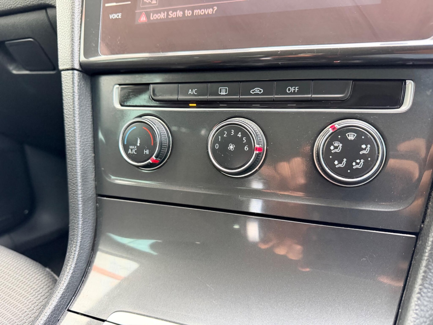 Used Volkswagen Golf 2018 for sale - 77305723: Photo 23