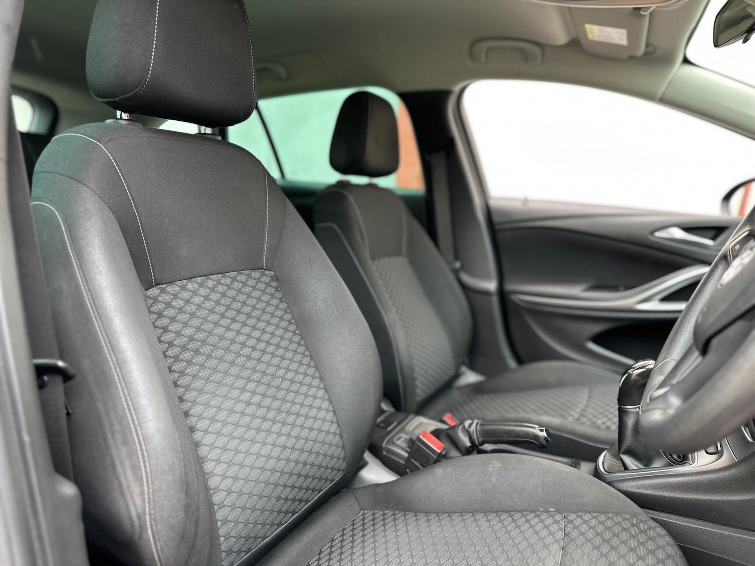 Used Vauxhall Astra 2017 for sale - 76336202: Photo 14