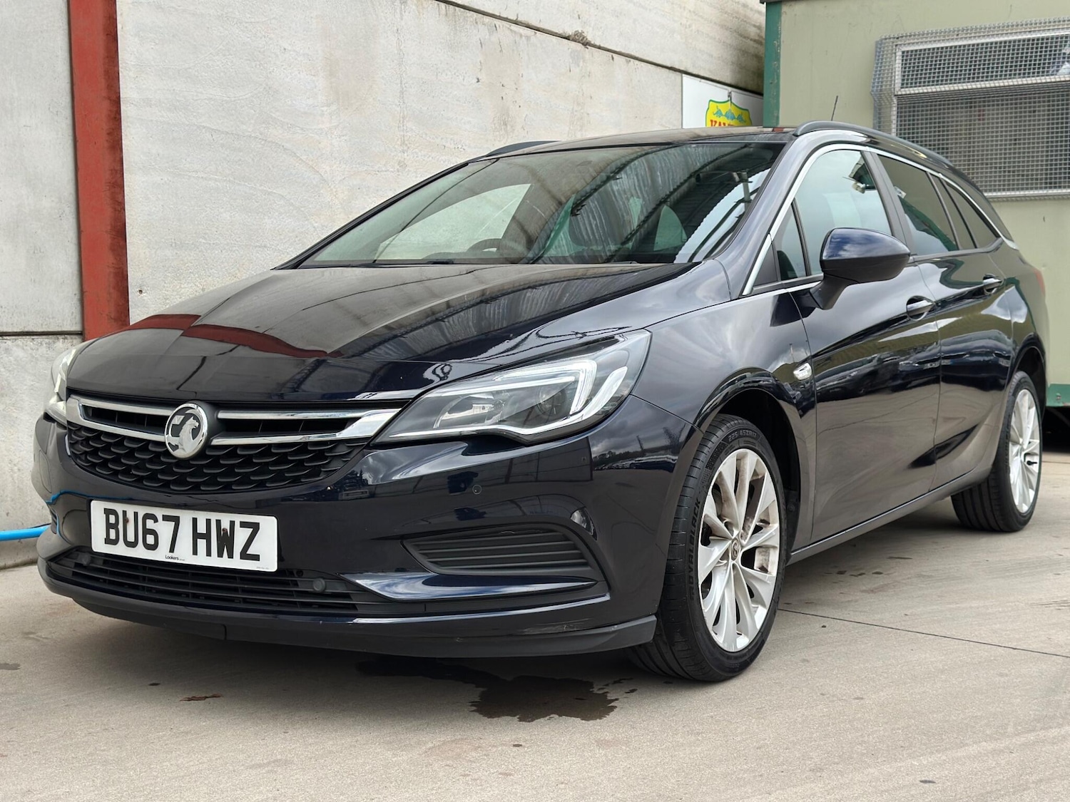 Used Vauxhall Astra 2017 for sale - 76336202: Photo 6