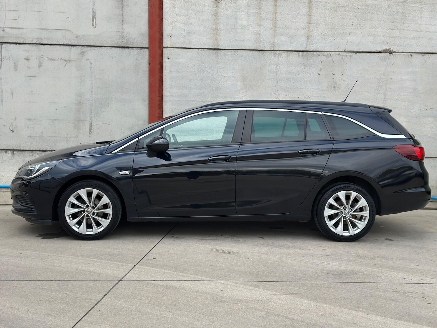 Used Vauxhall Astra 2017 for sale - 76336202: Photo 7