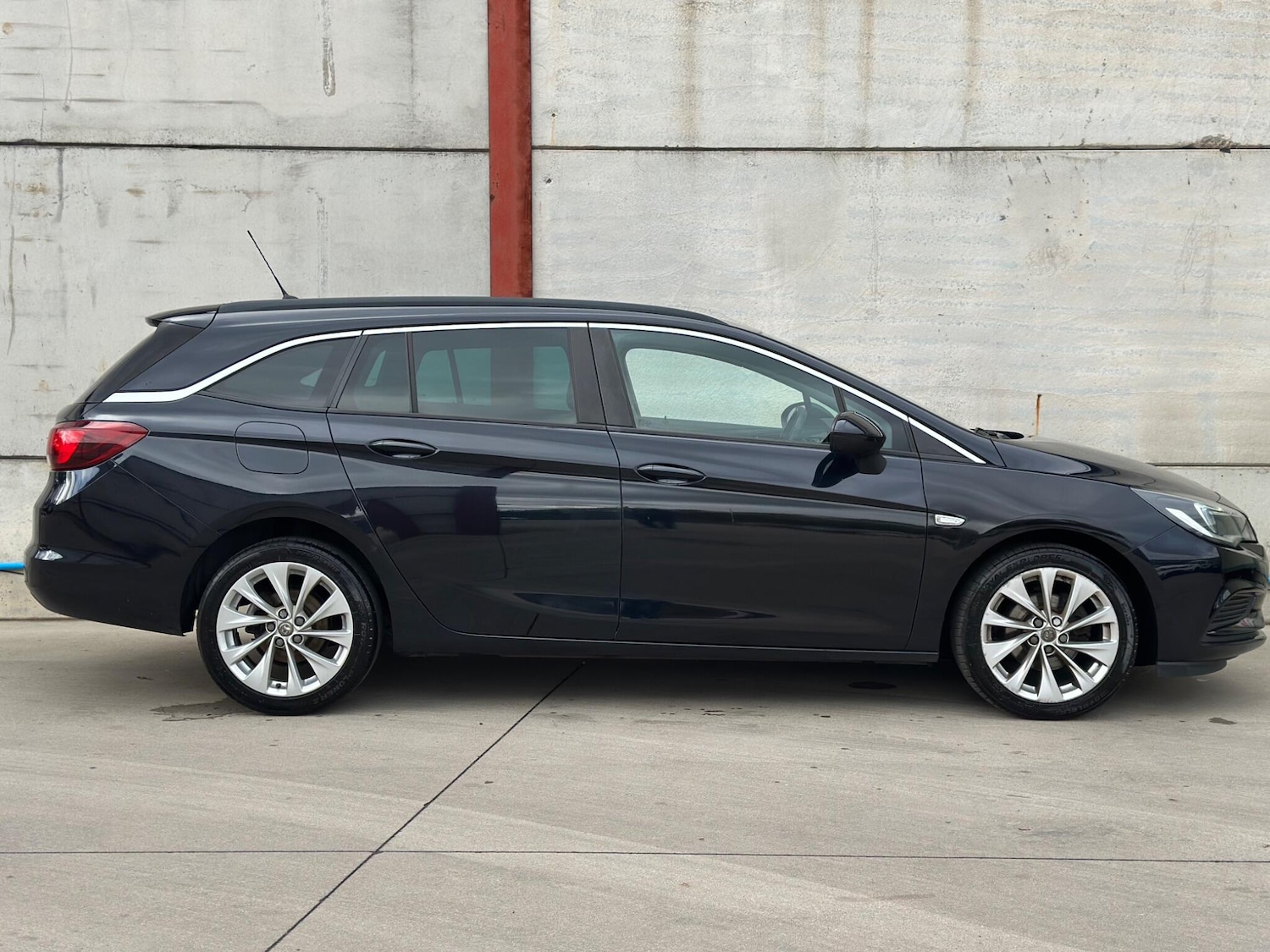 Used Vauxhall Astra 2017 for sale - 76336202: Photo 9