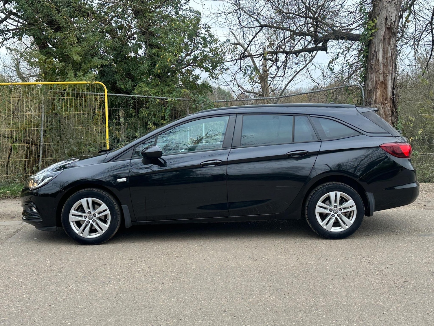 Used Vauxhall Astra for sale - 77081319: Photo 11