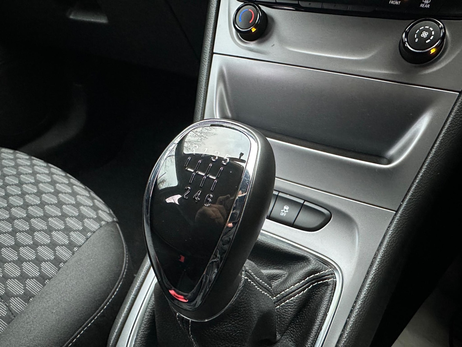 Used Vauxhall Astra for sale - 77081319: Photo 28