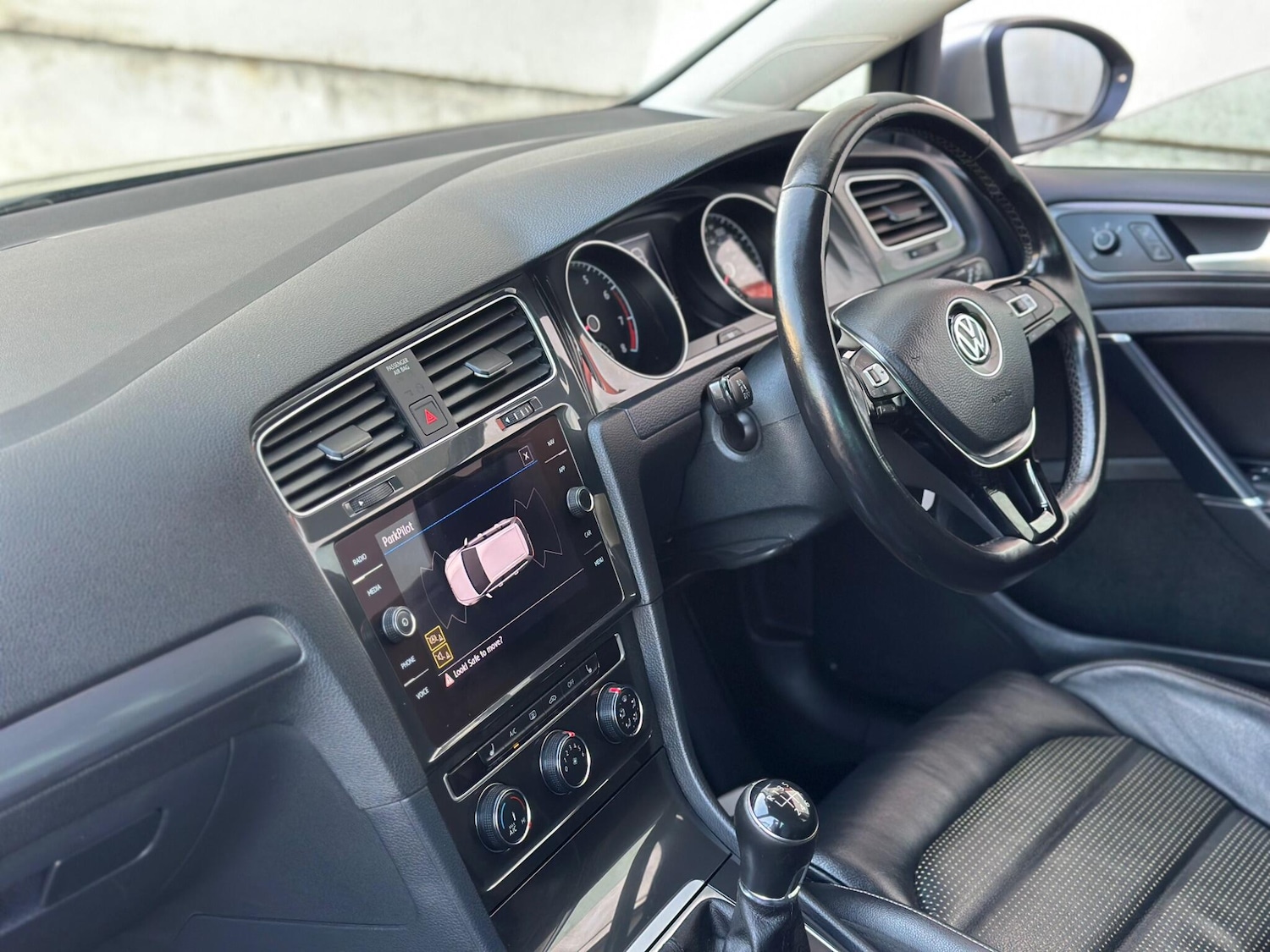 Used Volkswagen Golf for sale - 77683905: Photo 12