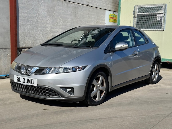 Used Honda Civic 2010 for sale - 74127859: Photo 10