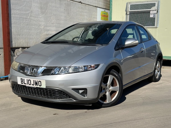 Used Honda Civic 2010 for sale - 74127859: Photo 11