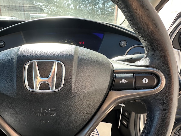 Used Honda Civic 2010 for sale - 74127859: Photo 28