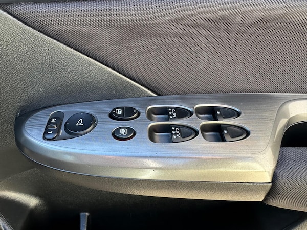 Used Honda Civic 2010 for sale - 74127859: Photo 31