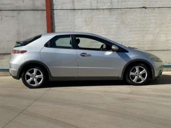 Used Honda Civic 2010 for sale - 74127859: Photo