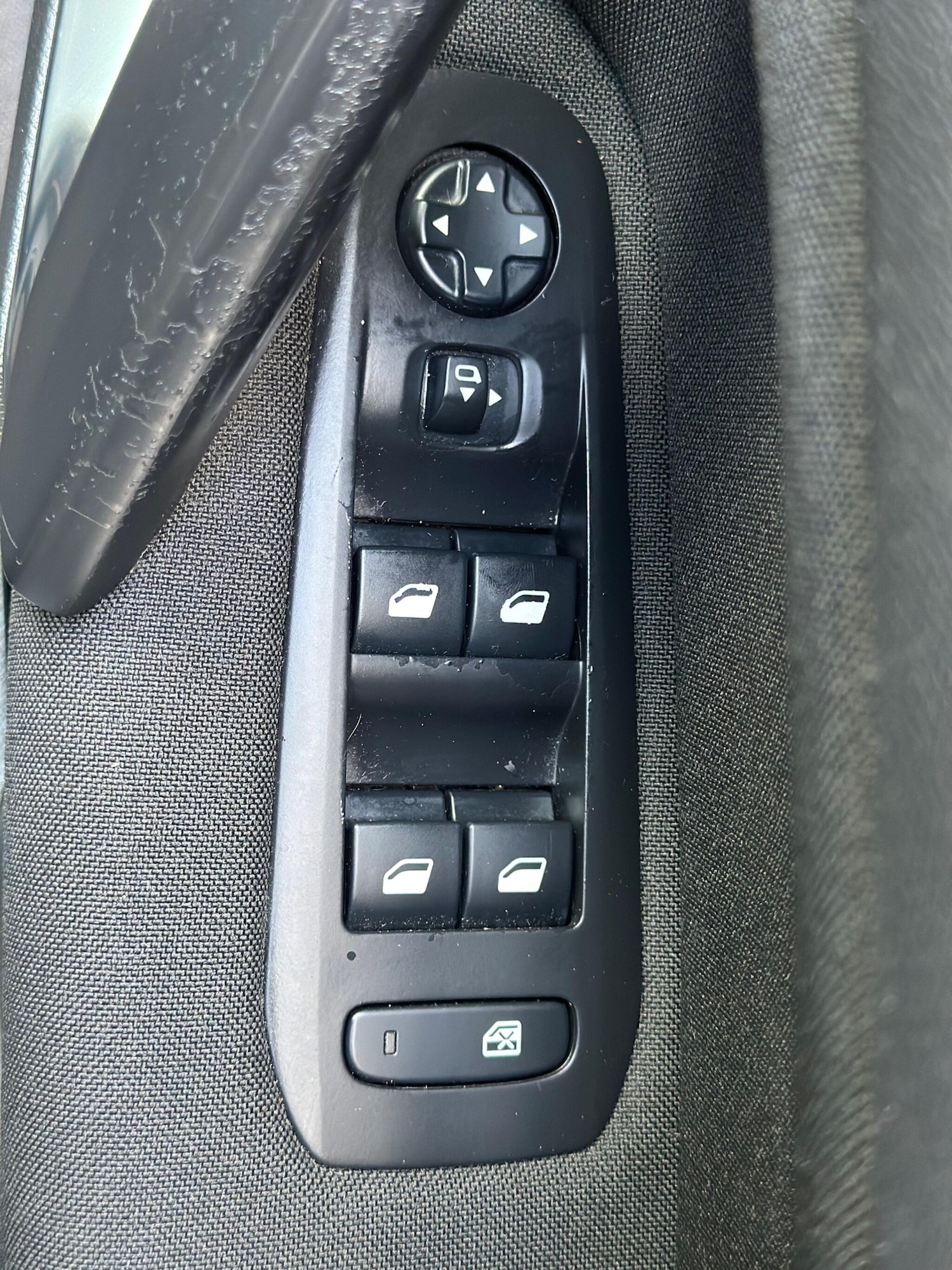 Used Peugeot 308 2017 for sale - 77625018: Photo 24