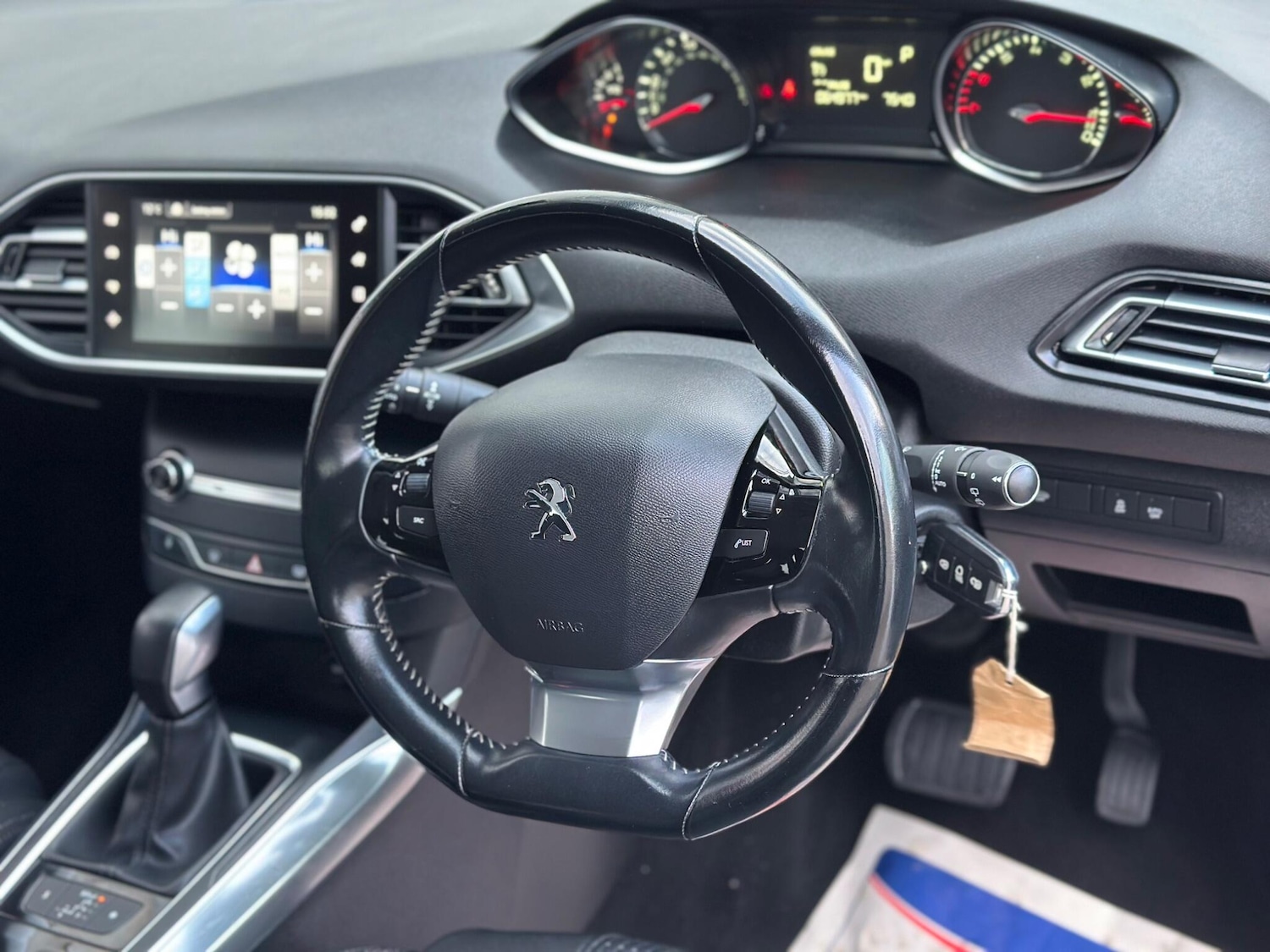 Used Peugeot 308 2017 for sale - 77625018: Photo 28