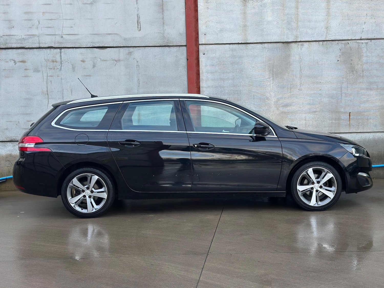 Used Peugeot 308 2017 for sale - 77625018: Photo 9