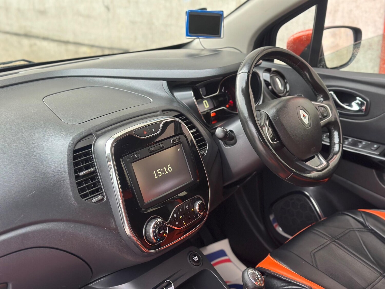 Used Renault Captur 2017 for sale - 77524921: Photo 12