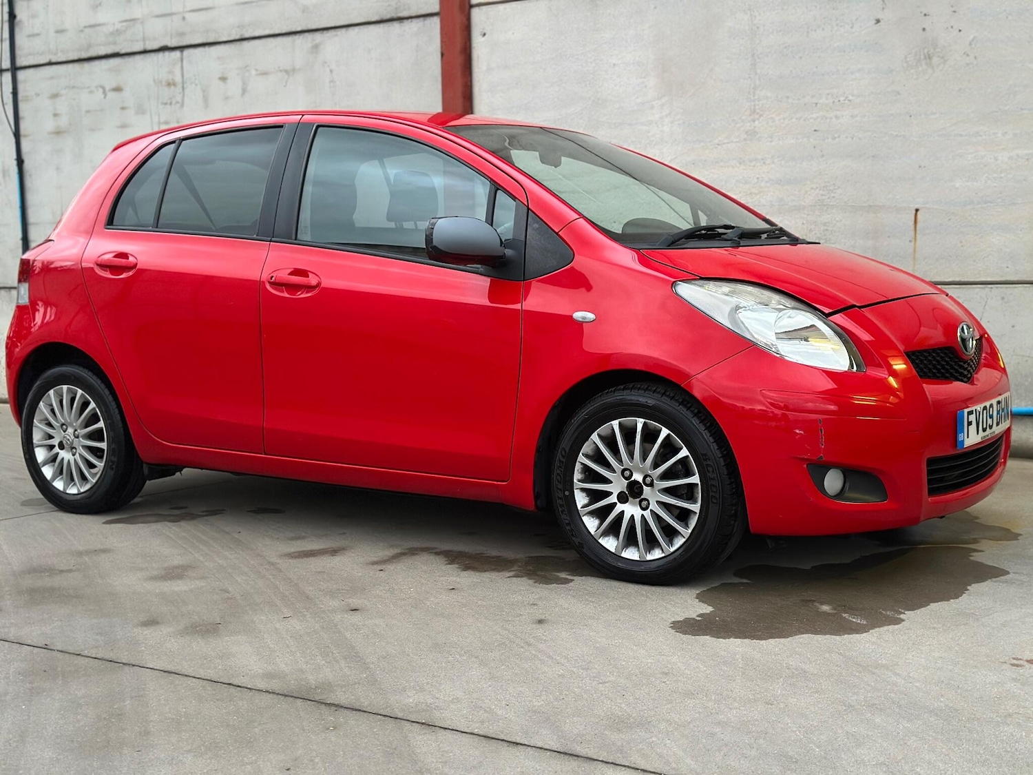 Used Toyota Yaris 2009 for sale - 76498952: Photo 21