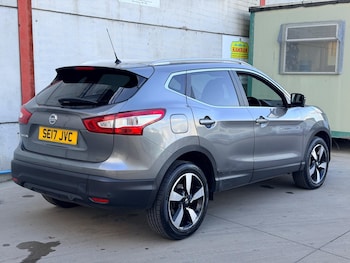 Used Nissan Qashqai 2017 for sale - 78548410: Photo