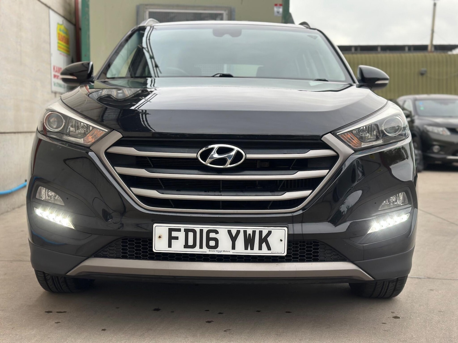 Used Hyundai TUCSON 2016 for sale - 76314950: Photo 3