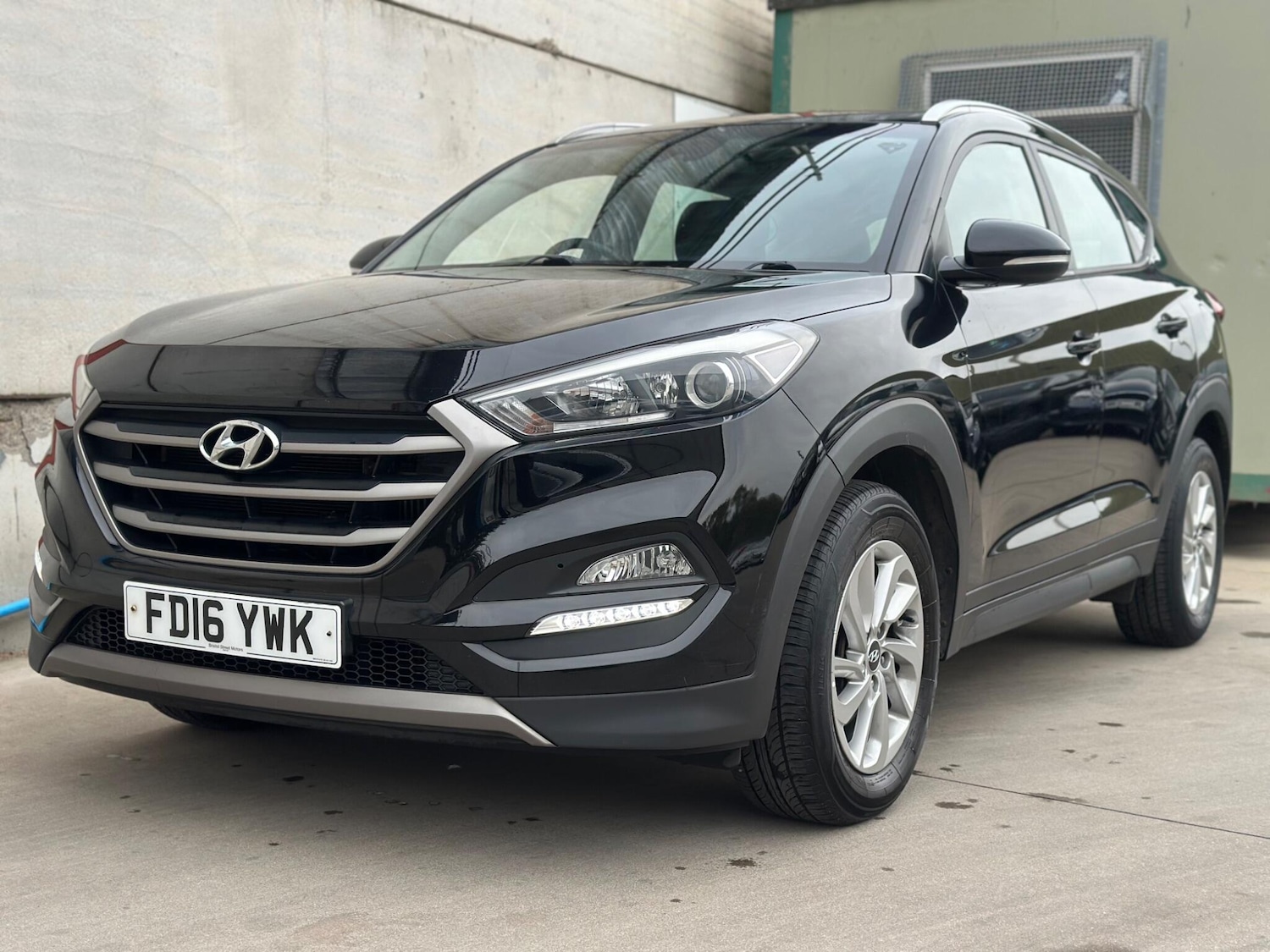 Used Hyundai TUCSON 2016 for sale - 76314950: Photo 4