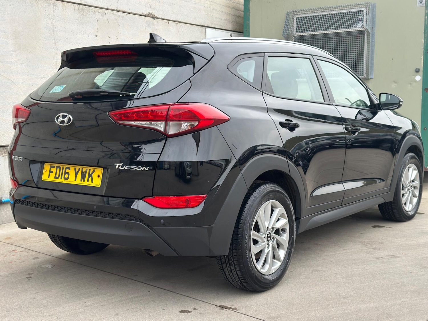 Used Hyundai TUCSON 2016 for sale - 76314950: Photo 9
