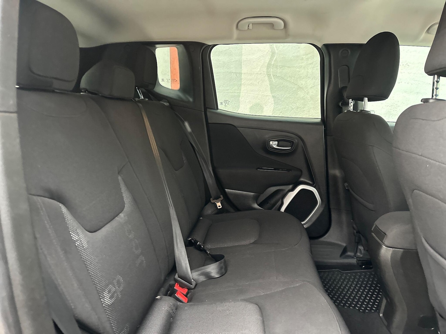 Used Jeep Renegade 2018 for sale - 76360139: Photo 16