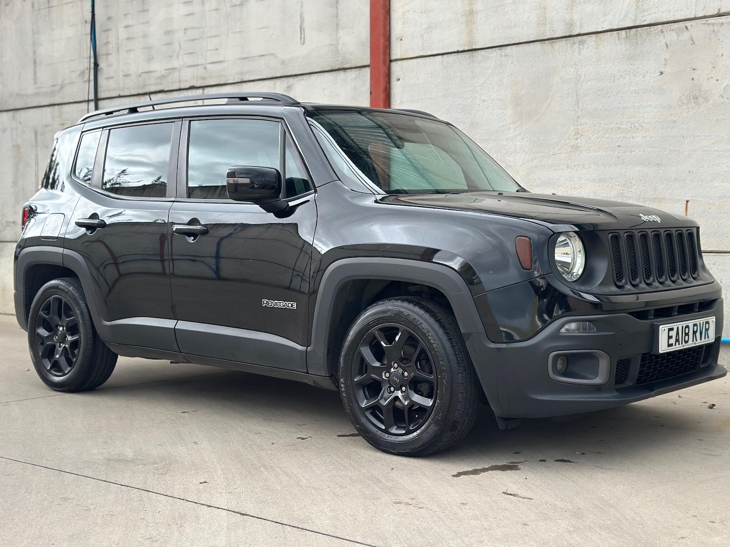 Used Jeep Renegade 2018 for sale - 76360139: Photo 2