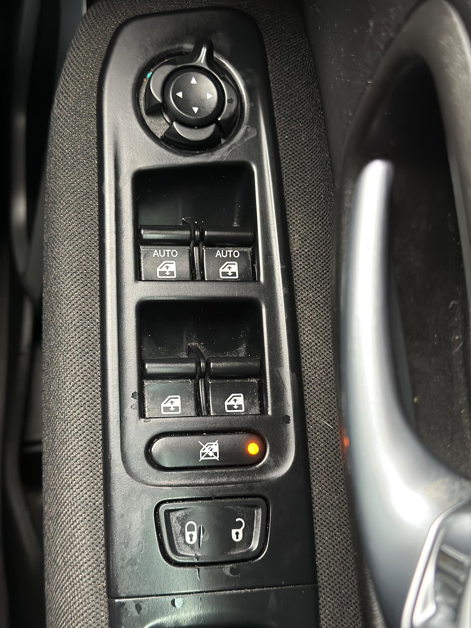 Used Jeep Renegade 2018 for sale - 76360139: Photo 25