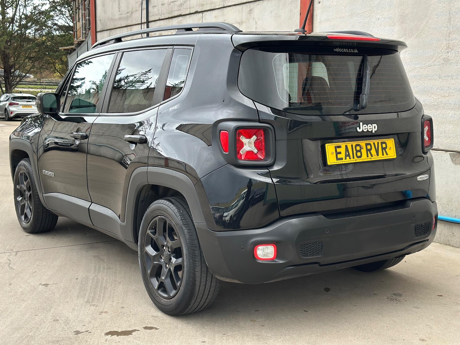 Used Jeep Renegade 2018 for sale - 76360139: Photo 5