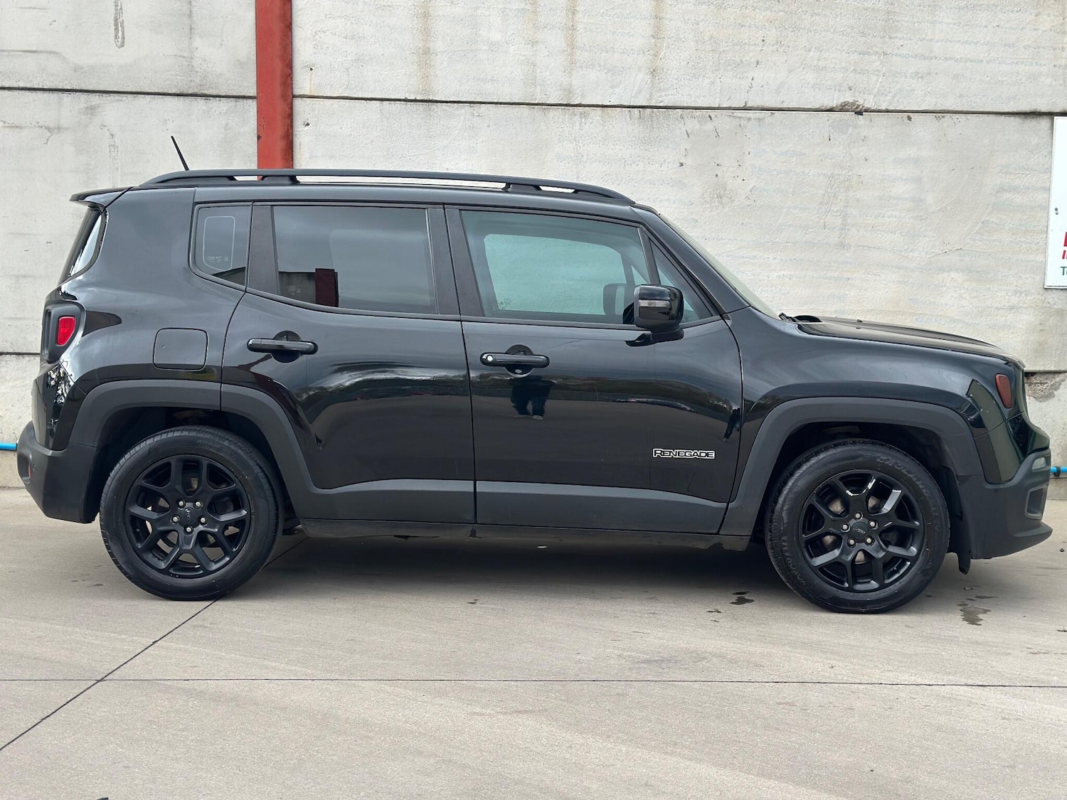 Used Jeep Renegade 2018 for sale - 76360139: Photo 9