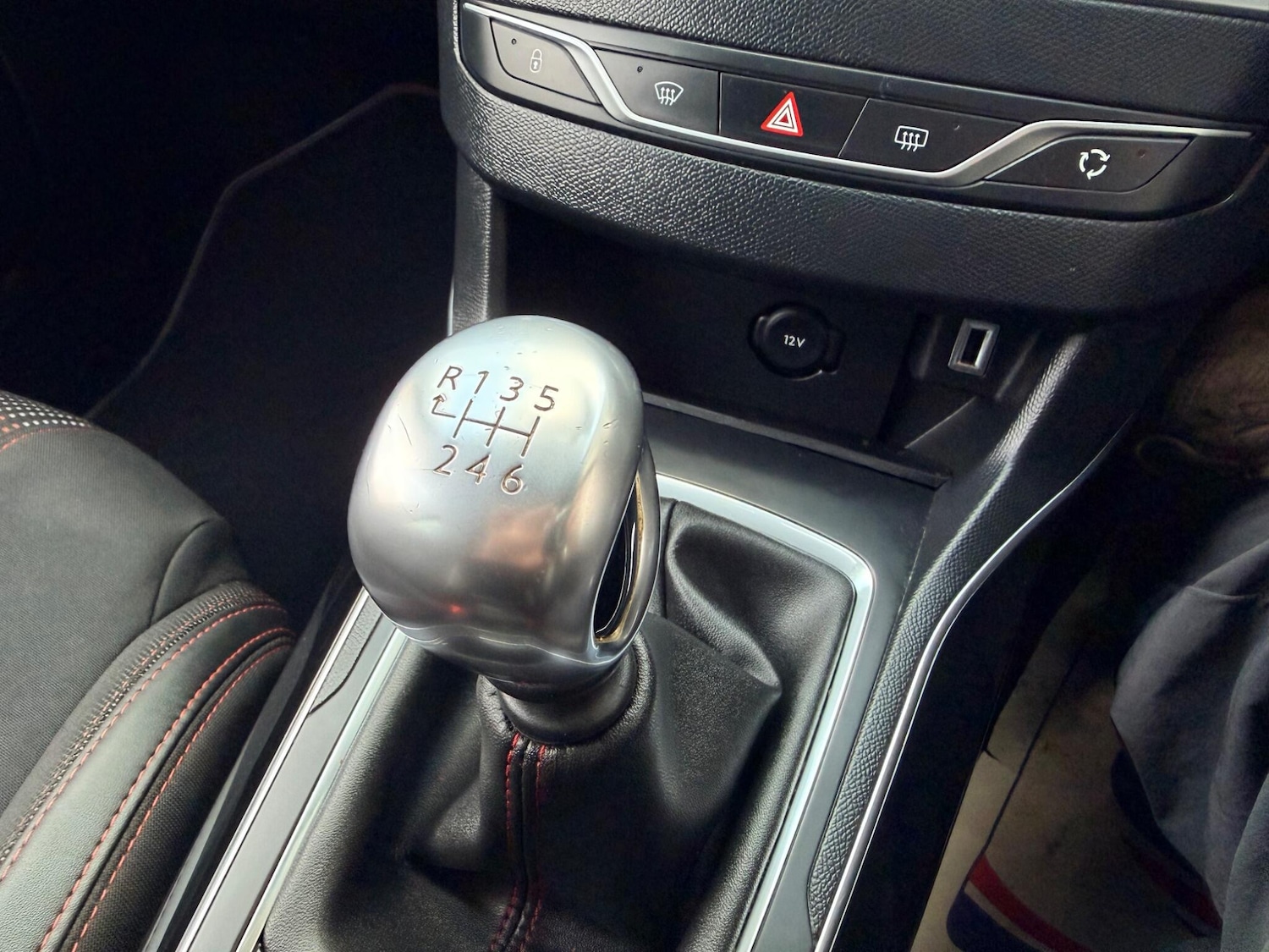 Used Peugeot 308 2018 for sale - 77825174: Photo 26