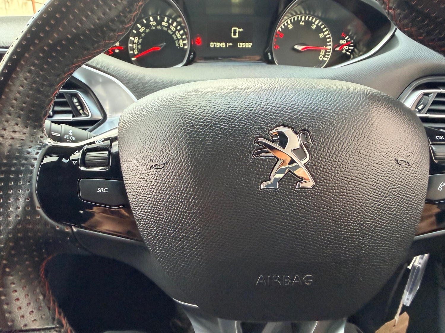 Used Peugeot 308 2018 for sale - 77825174: Photo 29