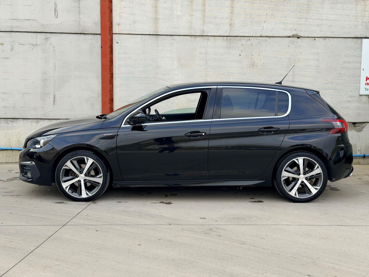 Used Peugeot 308 2018 for sale - 77825174: Photo 9