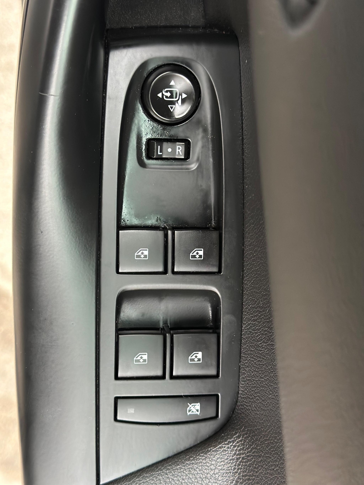 Used Vauxhall Astra 2017 for sale - 77637390: Photo 27